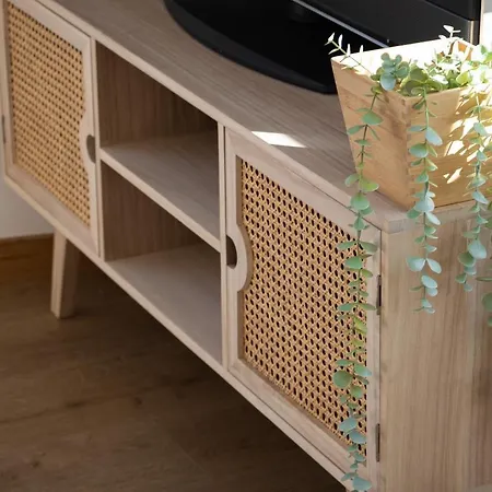 Riverfront Avenida 13 - Your Boho Flat - Uchill Apartment Viana do Castelo