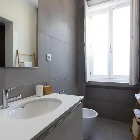Riverfront Avenida 13 - Your Boho Flat - Uchill Lägenhet Viana do Castelo