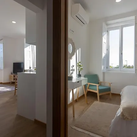Riverfront Avenida 13 - Your Boho Flat - Uchill Lägenhet